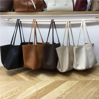 Chic Everyday Shoulder Bag - Minimal Luxury Design