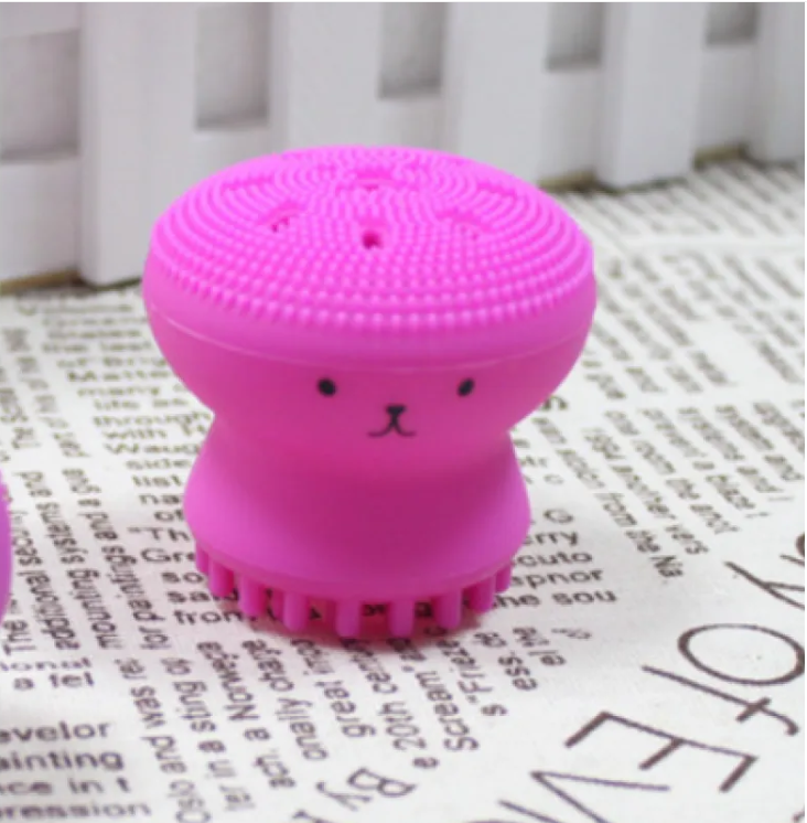Silicone Skin Exfoliator – Gentle &amp; Effective Facial Brush