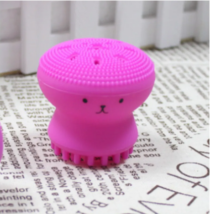 Silicone Skin Exfoliator – Gentle &amp; Effective Facial Brush