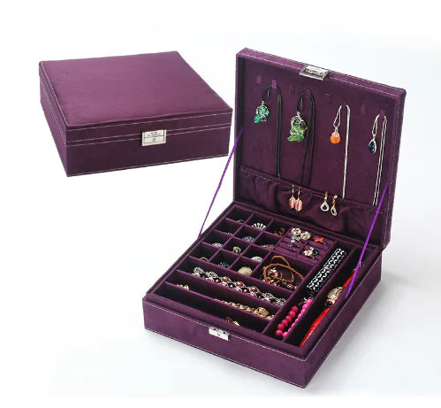 Chic Jewel Case