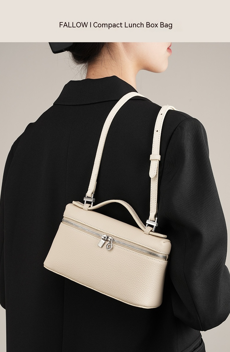 Chic Leather Shoulder Bag for Women