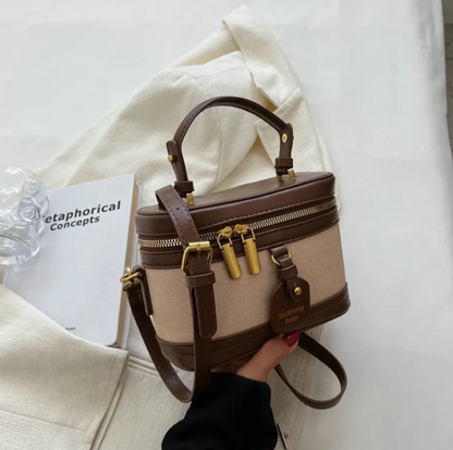 Chic Messenger Carryall