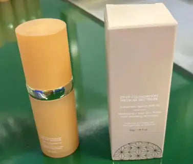 Adaptive Tone Liquid Foundation