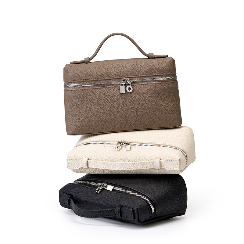 Chic Leather Shoulder Bag for Women