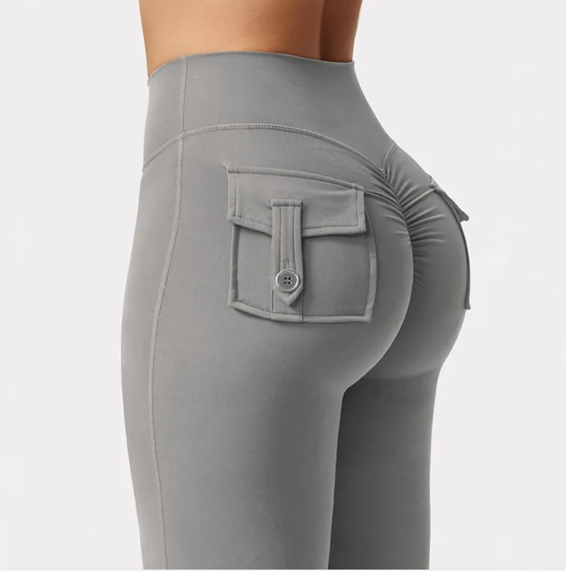 Chic High-Rise Cargo Sweatpants
