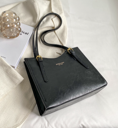Vintage Spacious Shoulder Tote