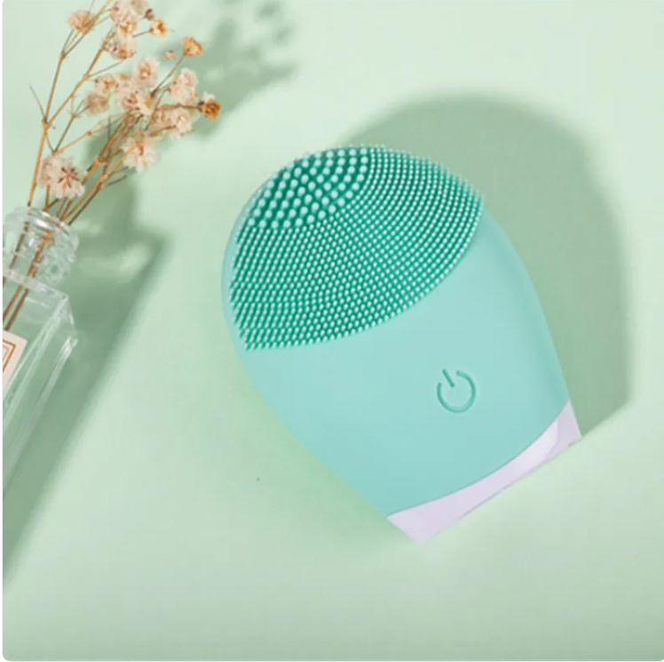 Vibrasonic Facial Cleansing Tool - Skin Purifying Device
