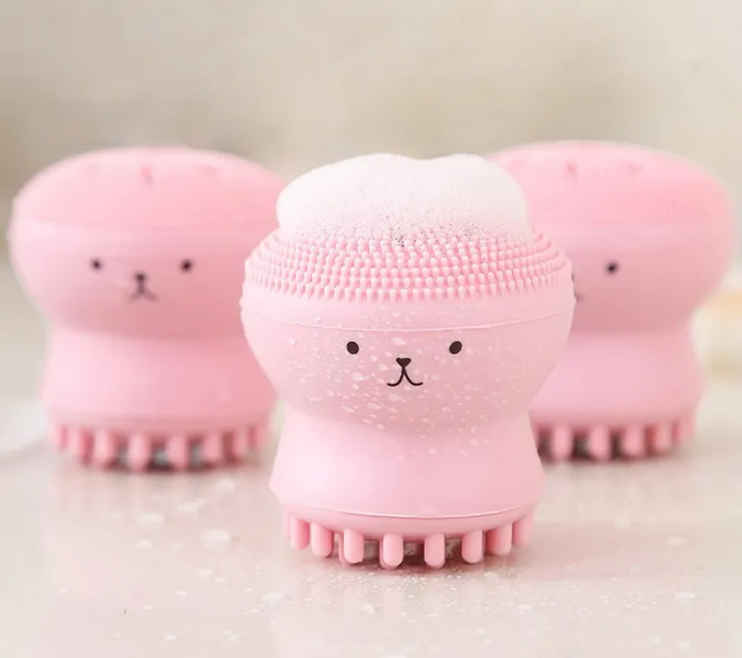 Silicone Skin Exfoliator – Gentle &amp; Effective Facial Brush