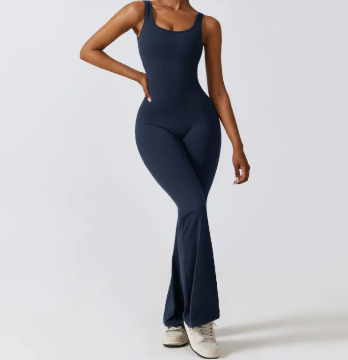 Chic Hollow-Back Fitness Suit