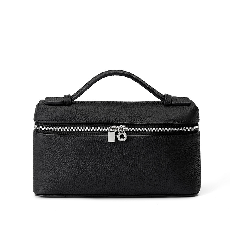 Chic Leather Shoulder Bag for Women
