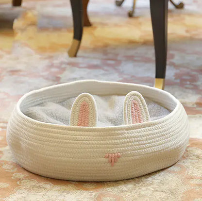 All-Season Cozy Pet Nest