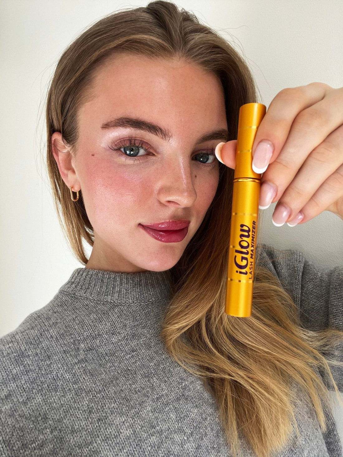 iGlow Lash Boost Serum