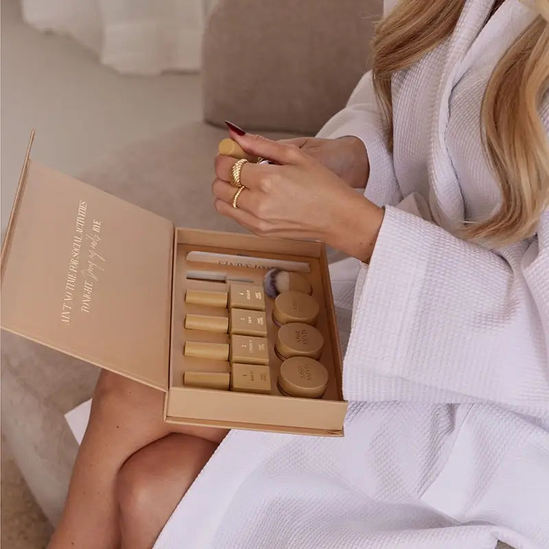 Glamour Nails At Home Kit