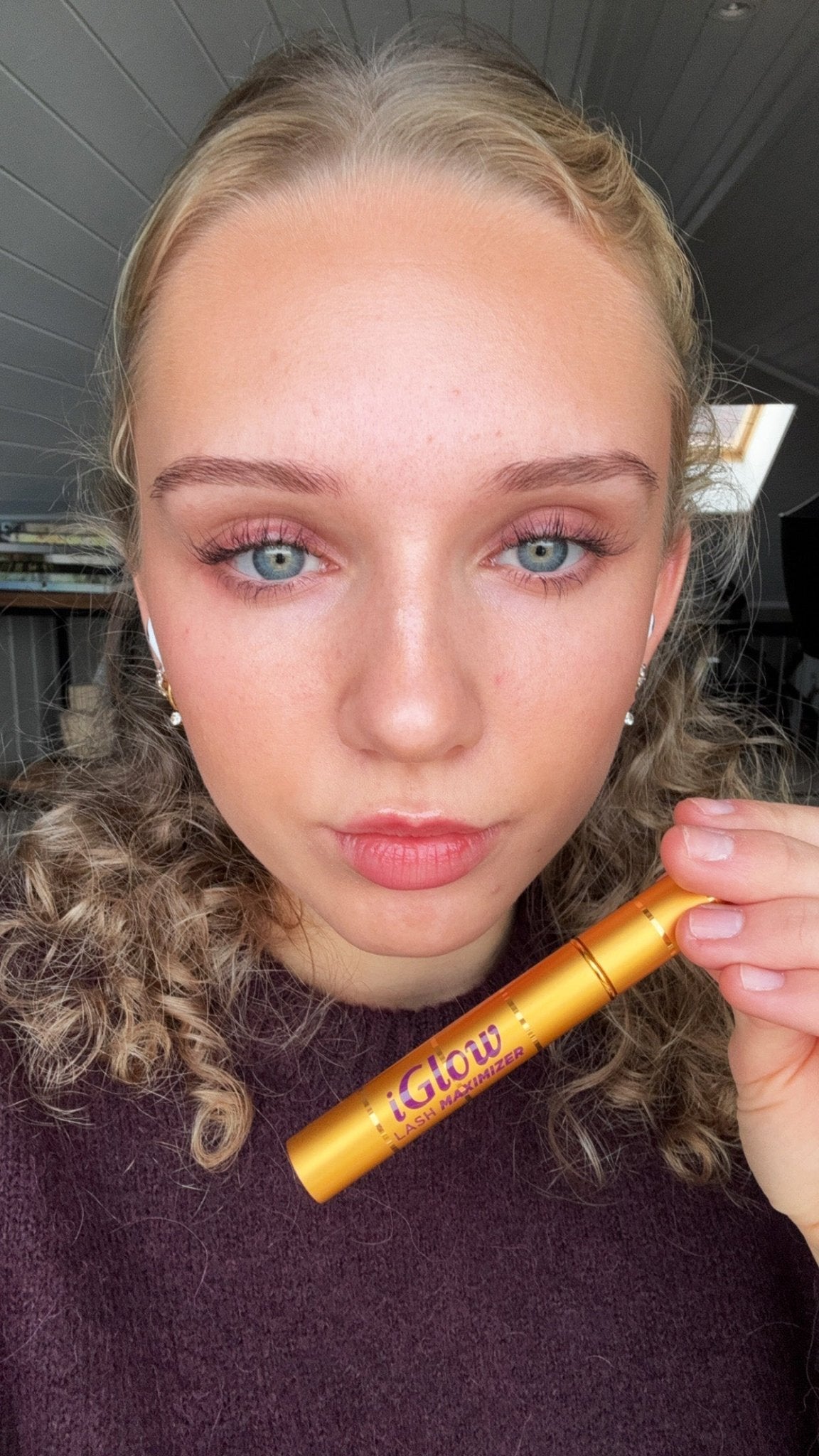 iGlow Lash Boost Serum