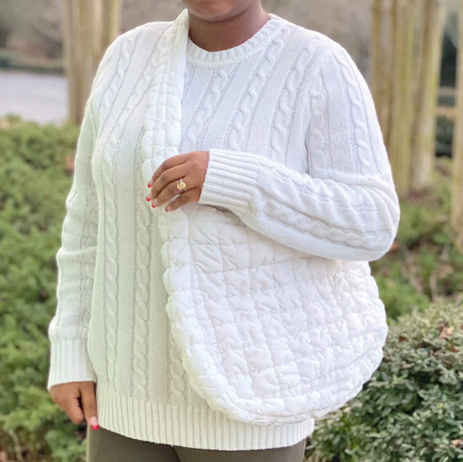 Chic Quilted Carryall Bag